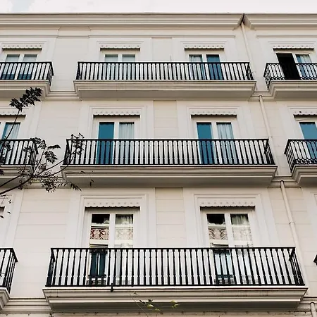 Mon San Martin Валенсия